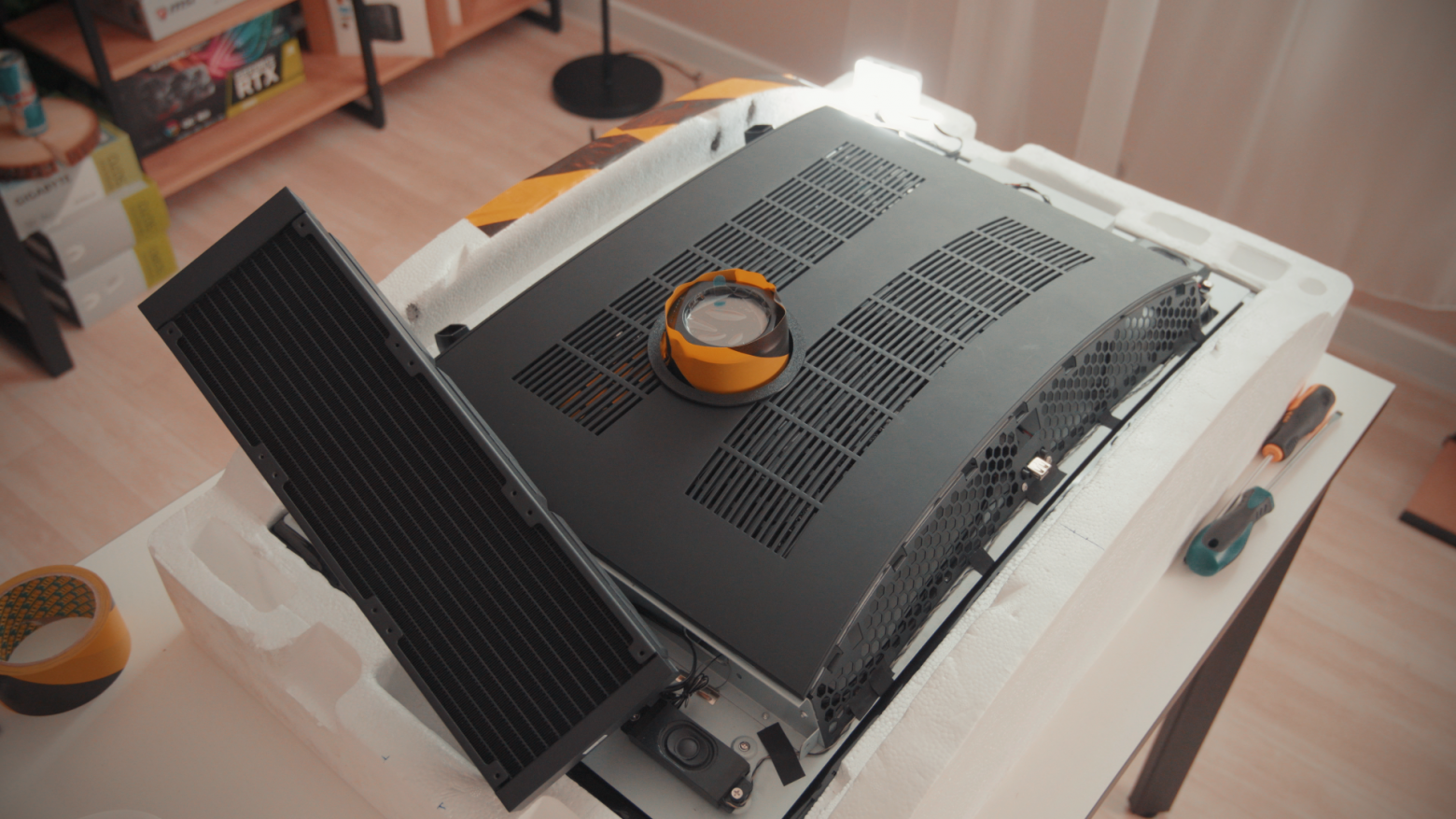Российский блогер собрал «самый мощный моноблок в мире»: внутри Ryzen 9 9900X и RTX 5080 - 12 Российский блогер собрал «самый мощный моноблок в мире»: внутри Ryzen 9 9900X и RTX 5080 - 12