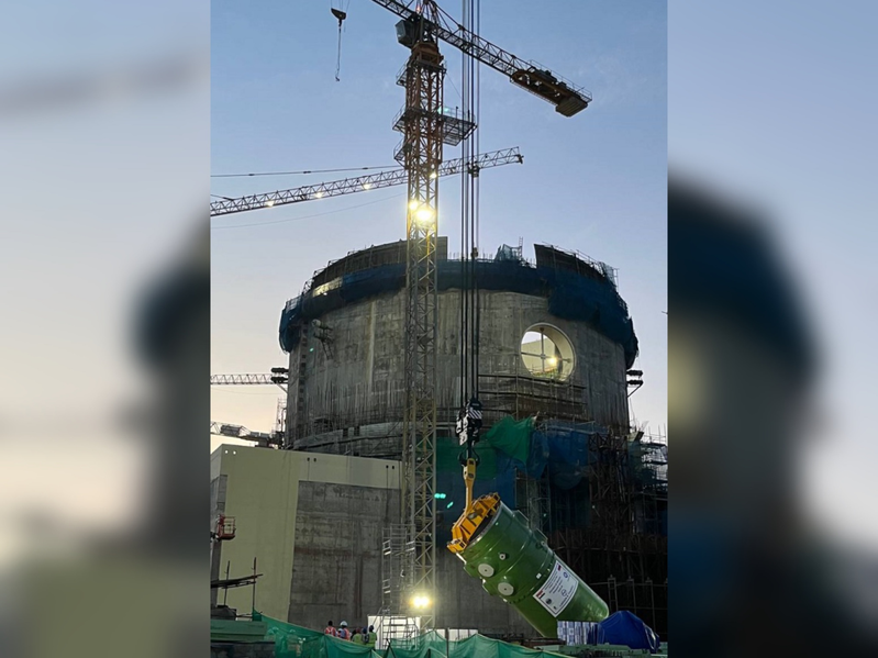 На пятом энергоблоке АЭС «Куданкулам» в Индии смонтирован корпус реактора Росатома - 1 На пятом энергоблоке АЭС «Куданкулам» в Индии смонтирован корпус реактора Росатома - 1