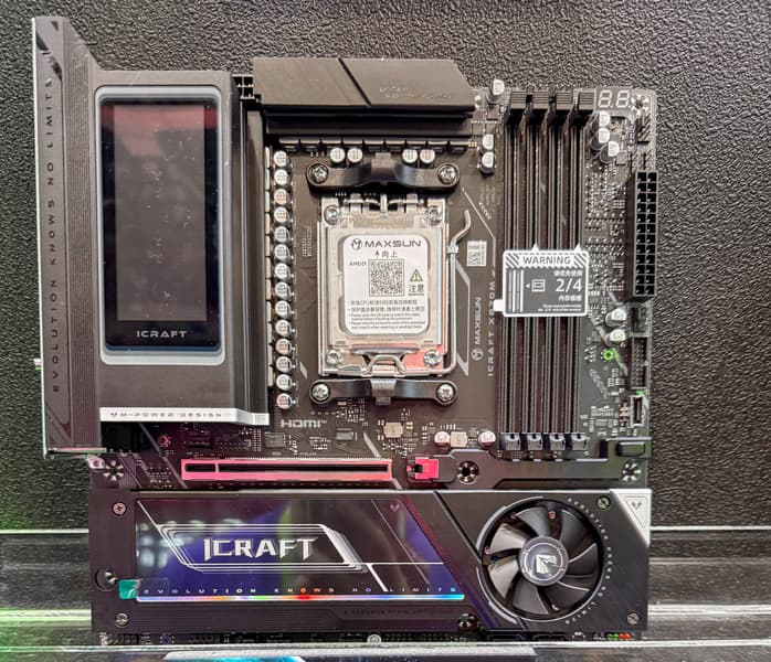 Maxsun показала на Computex 2026 ИИ-станцию Micro Station на Arc Pro B70, плату W890 для рабочих станций и видеокарты от RTX 5060 до RX 580 - 8