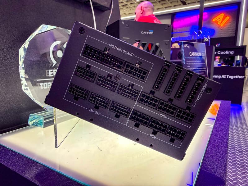 FSP на Computex 2026 показала блок питания Cannon на 3,3 кВт, корпуса для ИИ-ПК и СЖО AL36, настраиваемая без приложений - 1 FSP на Computex 2026 показала блок питания Cannon на 3,3 кВт, корпуса для ИИ-ПК и СЖО AL36, настраиваемая без приложений - 1