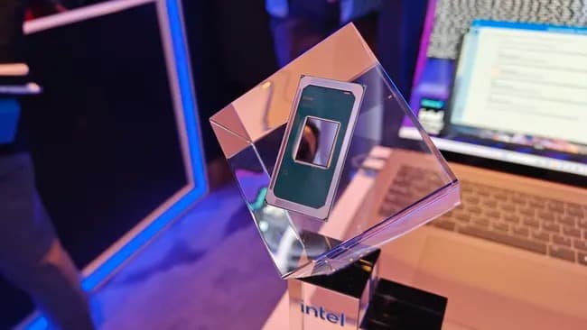 Intel запустила производство 18A-P — самого продвинутого техпроцесса компании на фоне переговоров с Apple и попыток вернуть позиции на рынке - 1 Intel запустила производство 18A-P — самого продвинутого техпроцесса компании на фоне переговоров с Apple и попыток вернуть позиции на рынке - 1