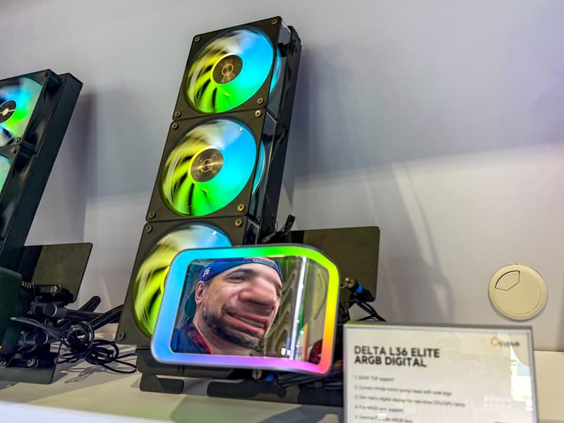 Ocypus показала на Computex 2026 СЖО с раскрывающимся блоком помпы, экранами диагональю почти четыре дюйма и три новых корпуса - 5 Ocypus показала на Computex 2026 СЖО с раскрывающимся блоком помпы, экранами диагональю почти четыре дюйма и три новых корпуса - 5