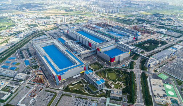 Samsung готовится к массовому производству 1D DRAM - 1 Samsung готовится к массовому производству 1D DRAM - 1