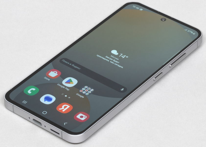 Новейшую One UI 9 с операционной системой Android 17 точно получит Samsung Galaxy S24 FE — прошивку уже нашли на серверах компании - 1 Новейшую One UI 9 с операционной системой Android 17 точно получит Samsung Galaxy S24 FE — прошивку уже нашли на серверах компании - 1