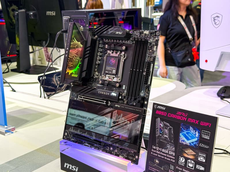MSI на Computex 2026: СЖО с 6,67-дюймовым AMOLED-экраном, мегакорпус Maestro 900R, RTX 5090 Lightning Z с водяным охлаждением и блок питания с защитой 12V-2x6 - 12 MSI на Computex 2026: СЖО с 6,67-дюймовым AMOLED-экраном, мегакорпус Maestro 900R, RTX 5090 Lightning Z с водяным охлаждением и блок питания с защитой 12V-2x6 - 12