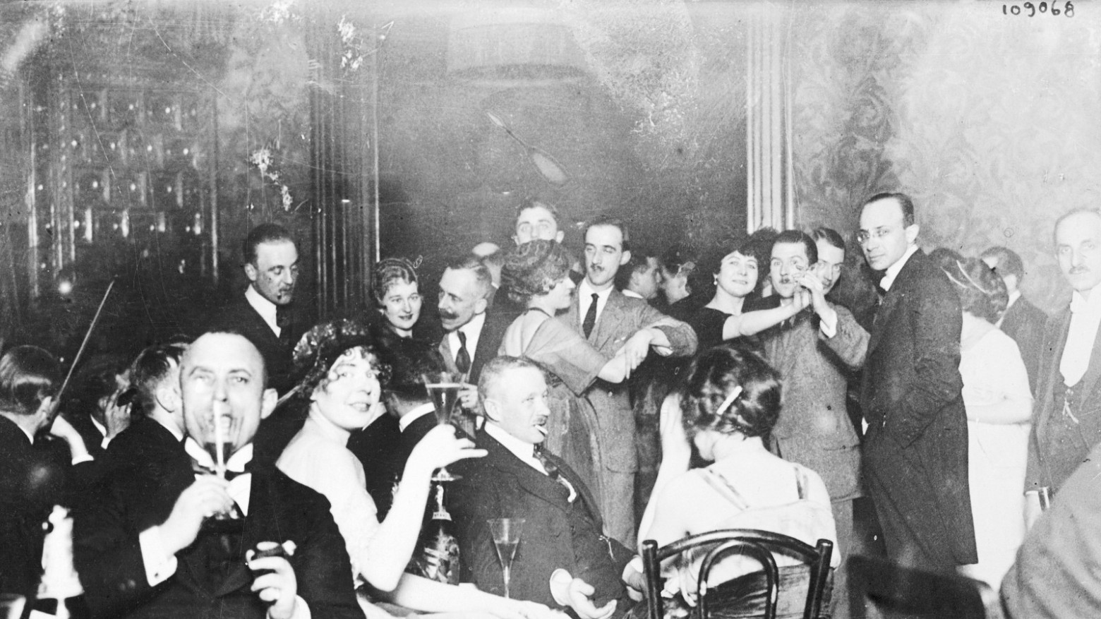 Берлин, 1927: танец на вулкане - 1 Берлин, 1927: танец на вулкане - 1