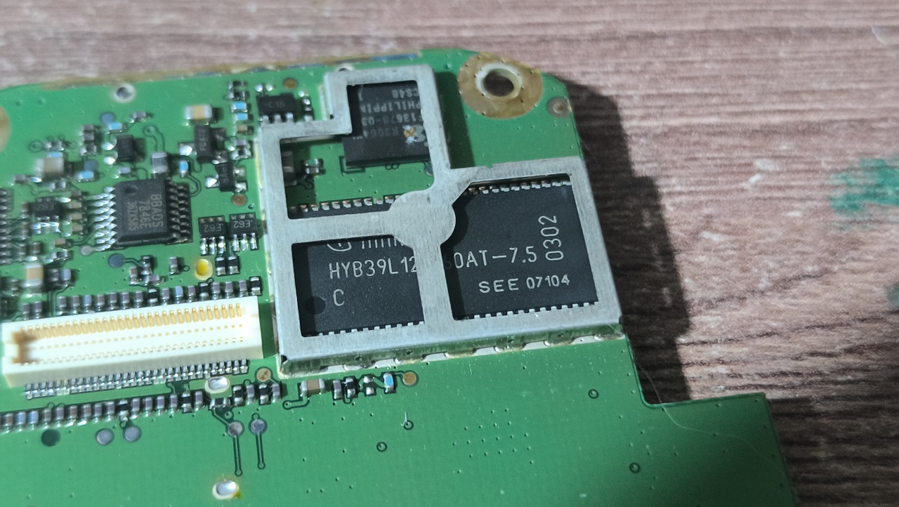 Уникальный смартфон из 2002'ого с процессором m68k и GPU: инженерное чудо Palm i710 - 13 Уникальный смартфон из 2002'ого с процессором m68k и GPU: инженерное чудо Palm i710 - 13