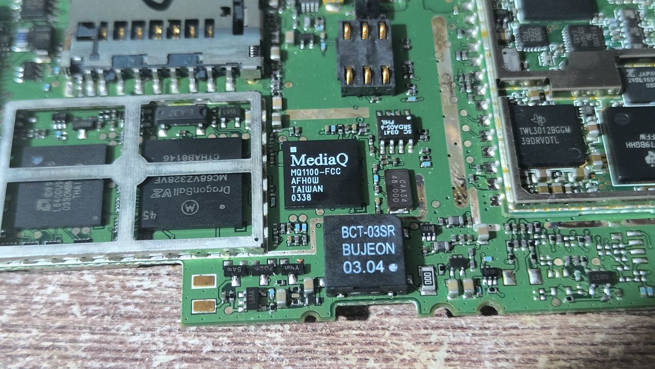 Уникальный смартфон из 2002'ого с процессором m68k и GPU: инженерное чудо Palm i710 - 8 Уникальный смартфон из 2002'ого с процессором m68k и GPU: инженерное чудо Palm i710 - 8