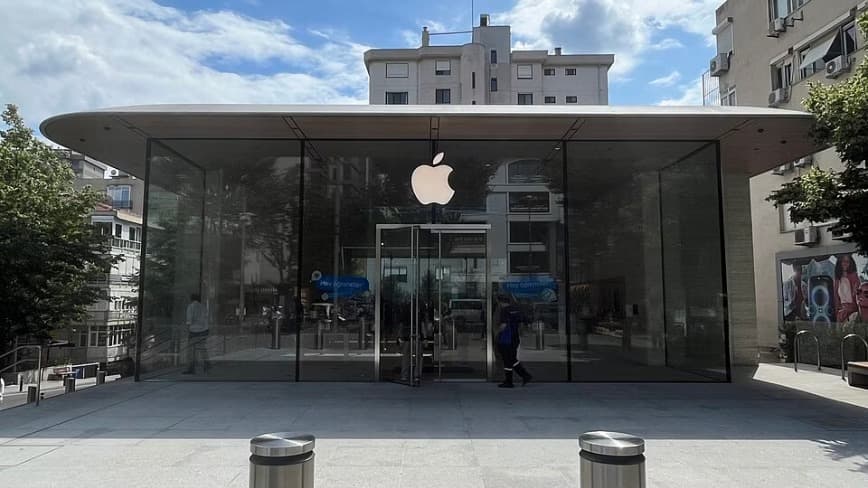 Apple и Broadcom заключили мегасделку на $30 миллиардов по производству чипов внутри США - 1 Apple и Broadcom заключили мегасделку на $30 миллиардов по производству чипов внутри США - 1