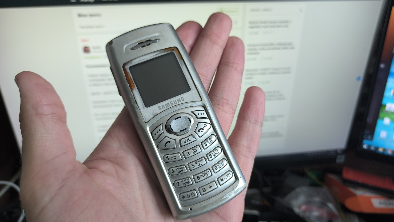 Полный разбор схемотехники кнопочного телефона. Samsung C100 — маленькое чудо корейской инженерной мысли - 5 Полный разбор схемотехники кнопочного телефона. Samsung C100 — маленькое чудо корейской инженерной мысли - 5