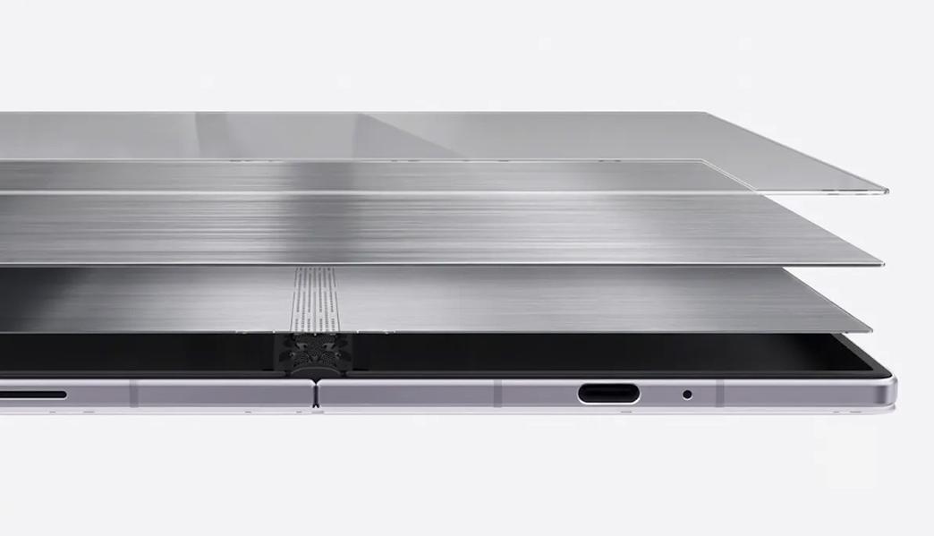 Samsung будет в ярости: качественные изображения флагмана Samsung Galaxy Z Fold8 Wide слили в Сеть за сутки до премьеры — он получит экран 5,5 дюйма - 3 Samsung будет в ярости: качественные изображения флагмана Samsung Galaxy Z Fold8 Wide слили в Сеть за сутки до премьеры — он получит экран 5,5 дюйма - 3