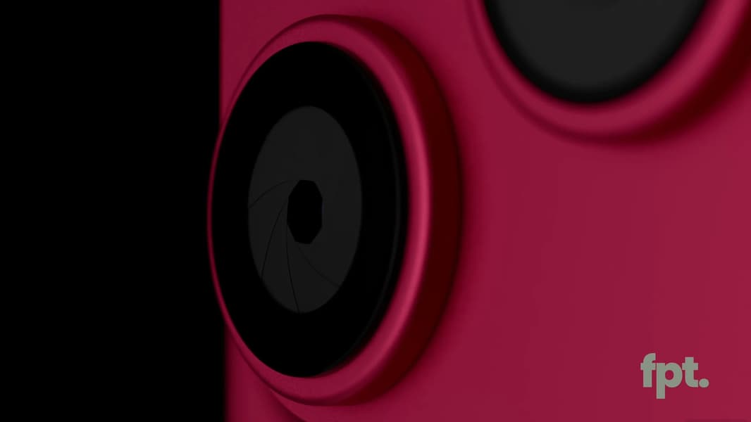 «Это iPhone 18 Pro». Известный инсайдер, с которым судится Apple, показал на видео iPhone 18 Pro в вишневом цвете и с совершенно новой «фишкой» камеры - 2