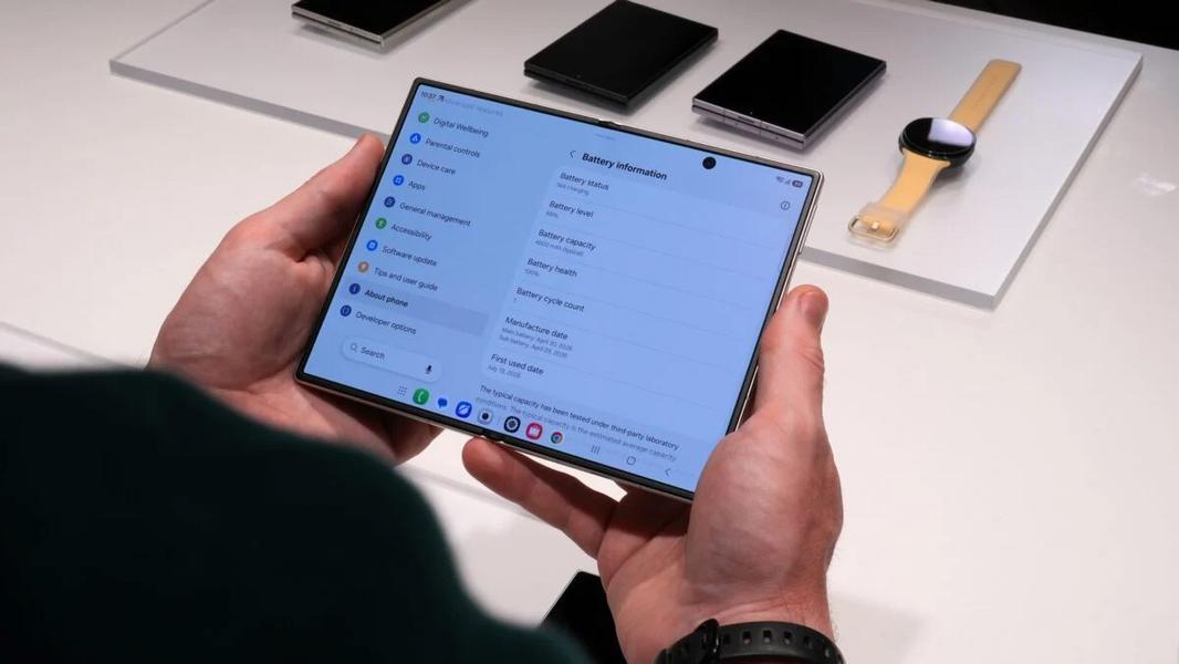 Samsung представила свои первые смартфоны с кремний-углеродными аккумуляторами - 1 Samsung представила свои первые смартфоны с кремний-углеродными аккумуляторами - 1
