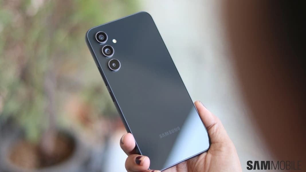 Для Samsung Galaxy A54, Galaxy A33, Galaxy A26 и Galaxy A15 вышло июльское обновление - 1 Для Samsung Galaxy A54, Galaxy A33, Galaxy A26 и Galaxy A15 вышло июльское обновление - 1