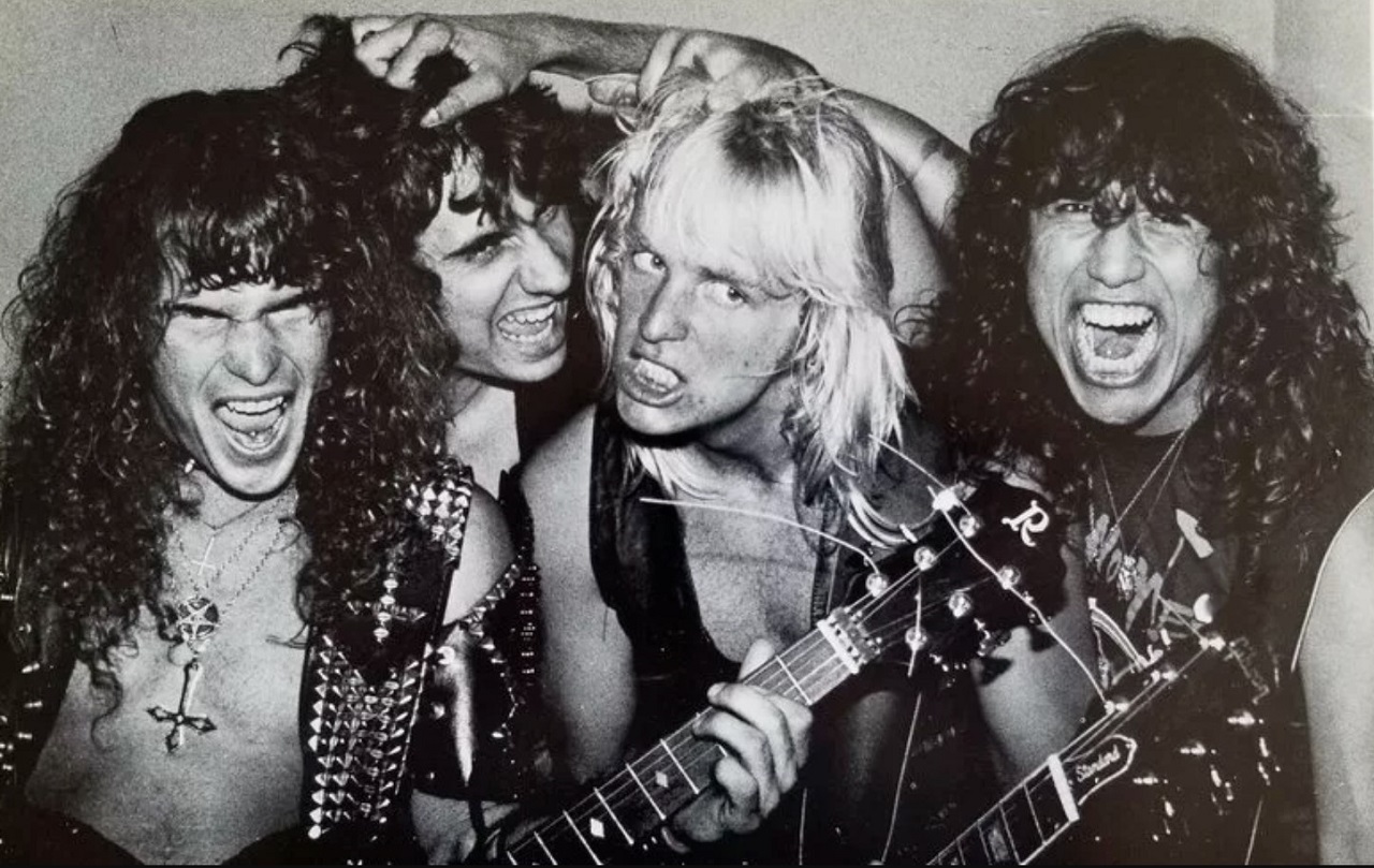 Подписная «летящая стрела» Керри Кинга от B.C.Rich - 4 Подписная «летящая стрела» Керри Кинга от B.C.Rich - 4