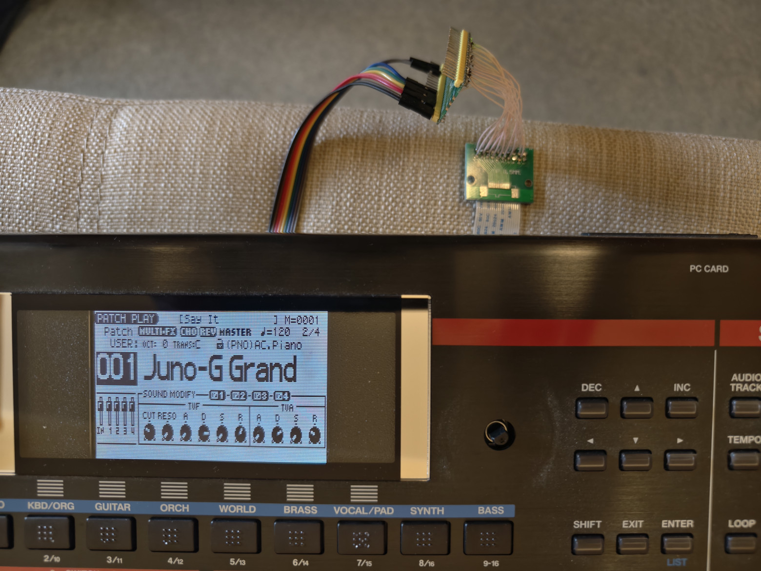 Необычный ремонт LCD Roland JUNO-G - 8 Необычный ремонт LCD Roland JUNO-G - 8