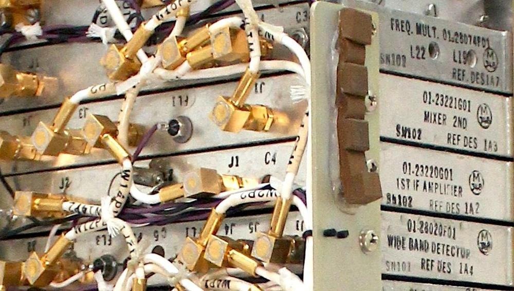 Closeup of the transponder.