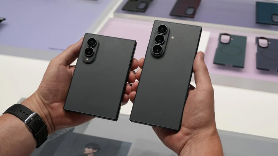Samsung умеет делать хиты: новые Galaxy Z Fold 8 и Galaxy Z Fold 8 Ultra собрали в США на 30% больше предзаказов, чем Galaxy Z Fold 7 - 1 Samsung умеет делать хиты: новые Galaxy Z Fold 8 и Galaxy Z Fold 8 Ultra собрали в США на 30% больше предзаказов, чем Galaxy Z Fold 7 - 1