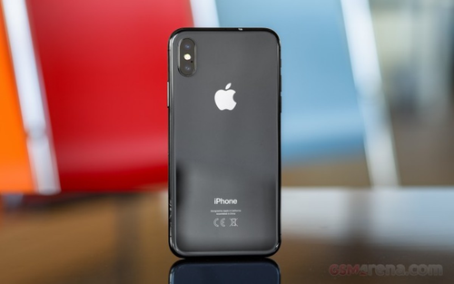 iPhone X отправили на покой: легендарный смартфон с «чёлкой» признали устаревшим - 1 Фото 1