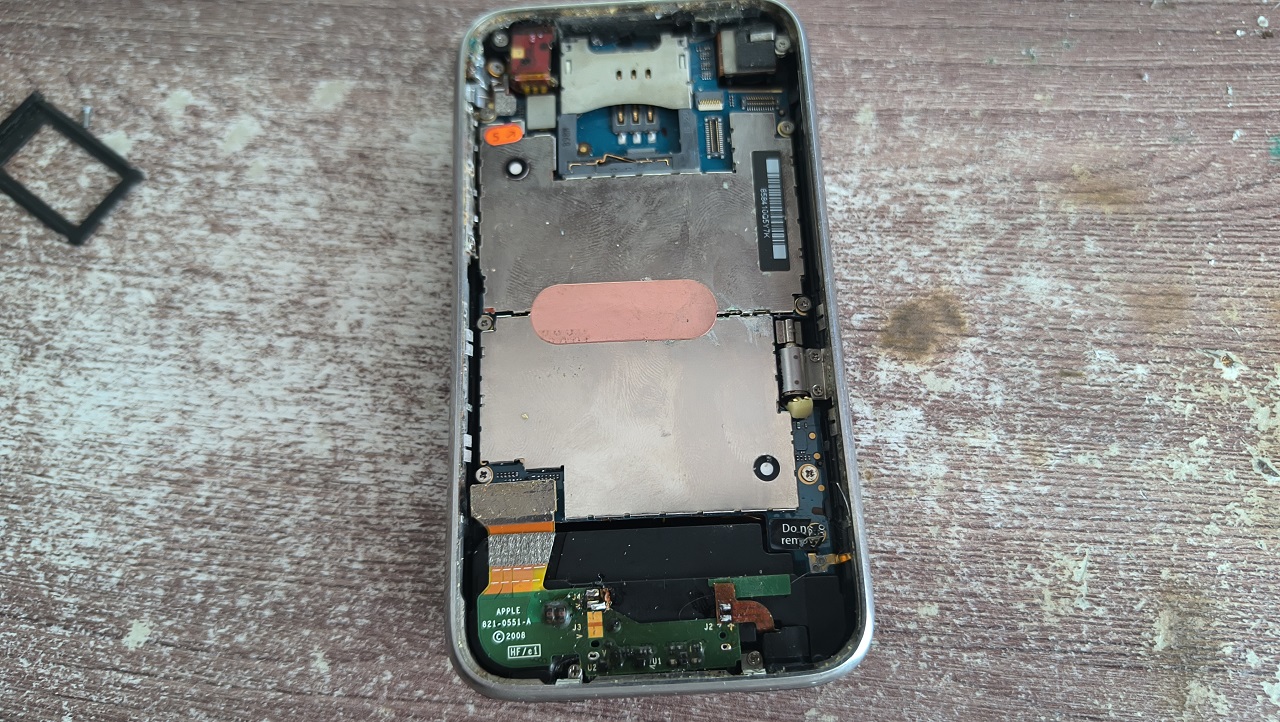 Тайна первых iPhone: как Siemens и Samsung сделали железо для первого смартфона Apple - 11 Тайна первых iPhone: как Siemens и Samsung сделали железо для первого смартфона Apple - 11