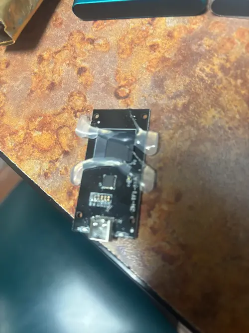 Заплатил за 96 ТБ, получил три обычные карты microSD: пользователь заказал три дешевы внешних накопителя на 32 ТБ каждый — что могло пойти не так? - 2 Фото 1