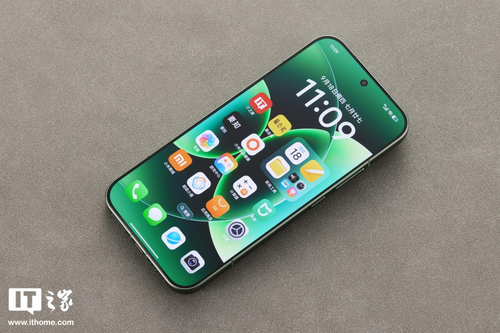Настоящий хит: продажи Xiaomi 17 превысили 6 млн смартфонов, на Xiaomi 17 Ultra пришлось 243 тыс. устройств - 1 Фото 1