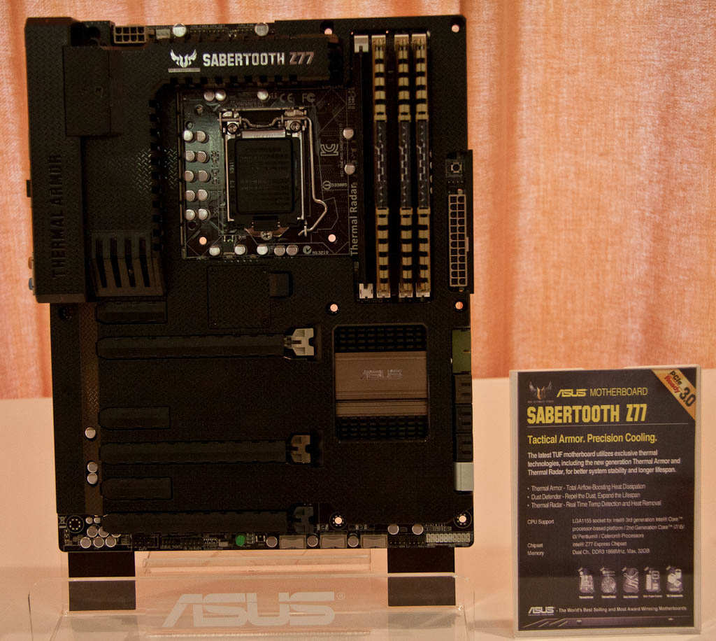 Блог компании Юлмарт / Cebit 2012 — Новинки первого дня от Asus, Enermax и Zotac image