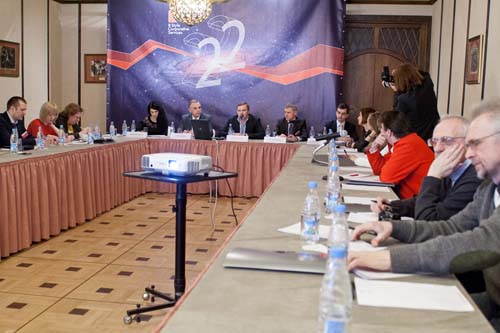 22 года на орбите 22 года на орбите