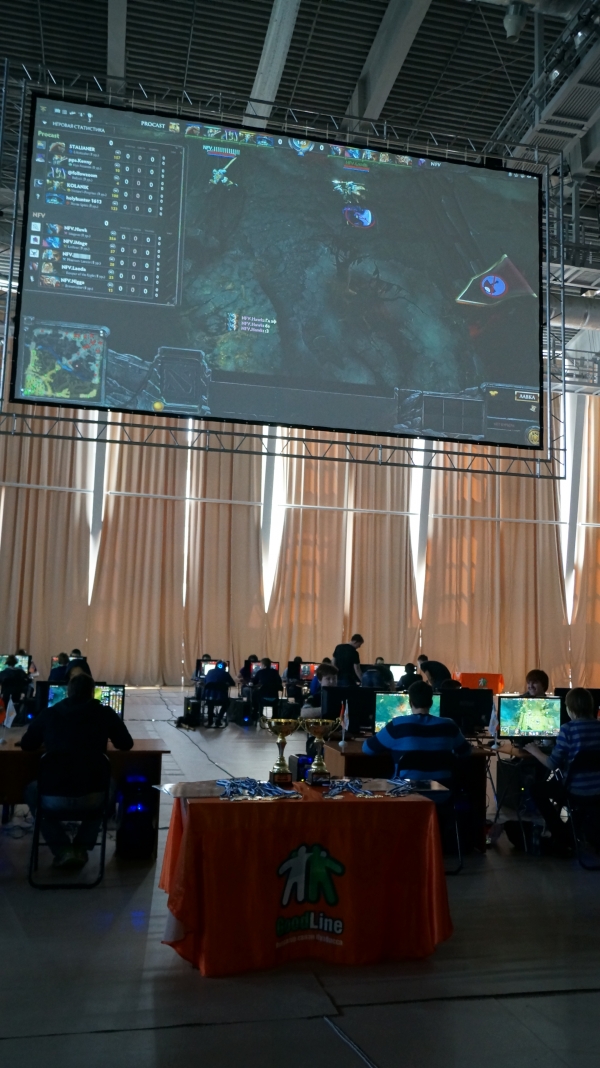 3 дня без сна или как создать крупнейший киберспортивный турнир за Уралом image