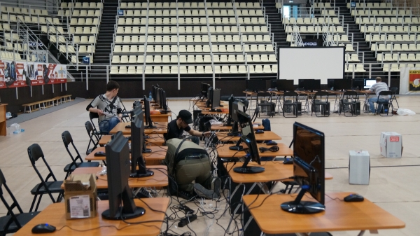 3 дня без сна или как создать крупнейший киберспортивный турнир за Уралом image