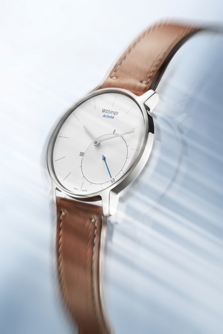 The Activité features a classic round face and traditional analog watch arms The Activité features a classic round face and traditional analog watch arms