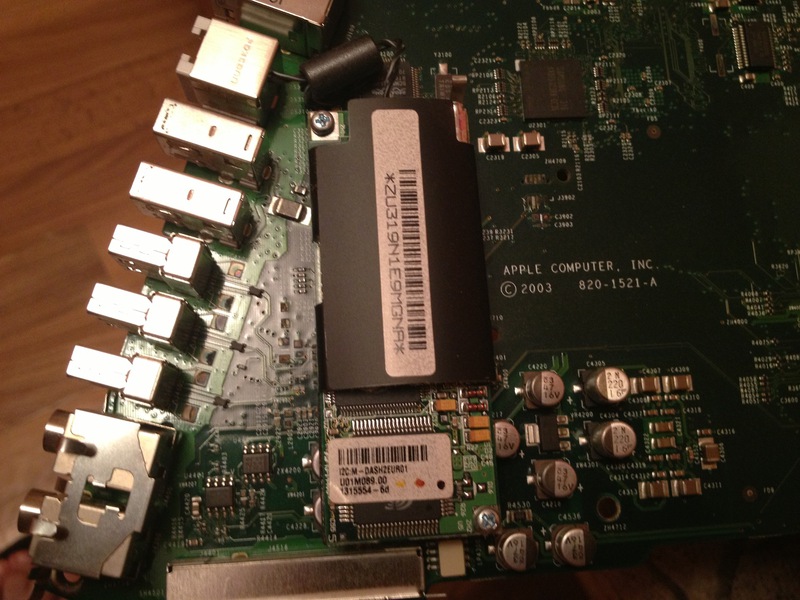 Apple eMac. Разгон c 1 Ггц до 1.2 ГГц при помощи паяльника