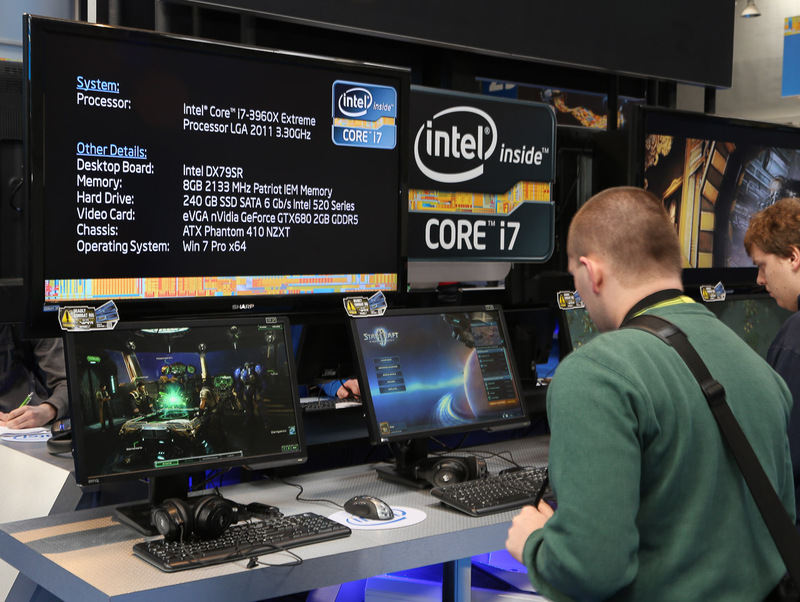 CeBIT 2013. День второй. Intel Extreme Masters, ASRock, Enermax