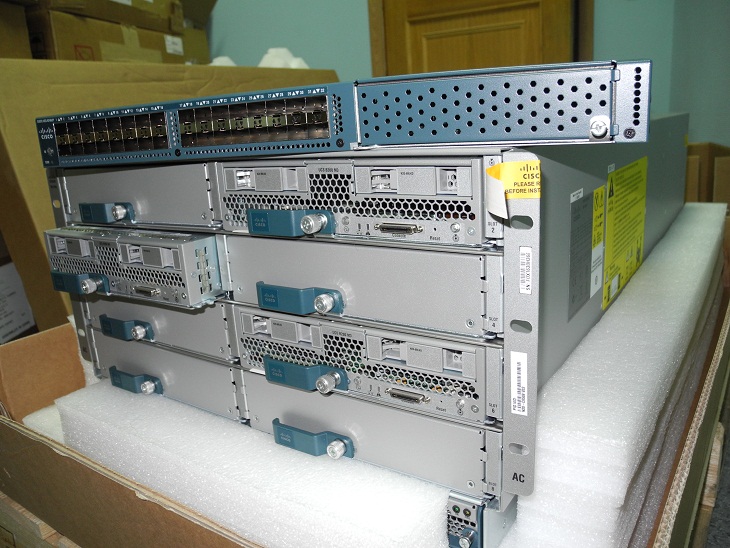 Cisco UCS unboxing