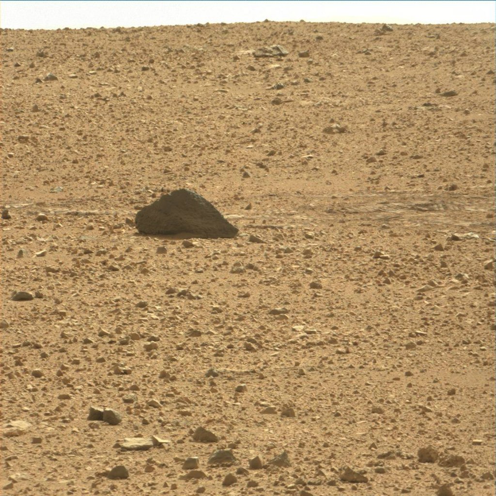 Curiosity определил вулканическую породу image