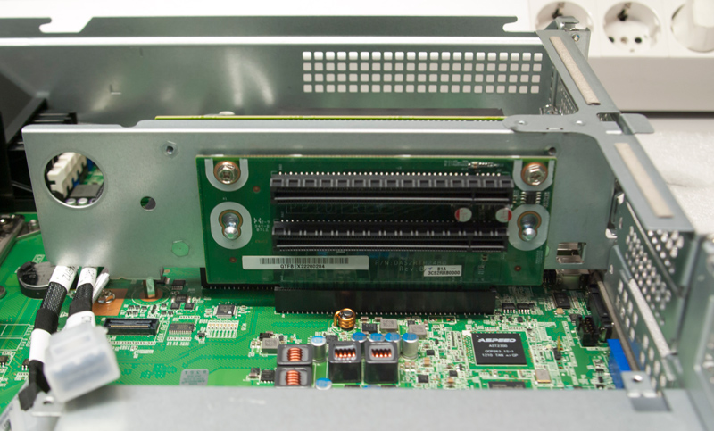 ETegro Hyperion RS130 G4 SFF и Hyperion RS230 G4 SFF – больше дисков, еще больше!