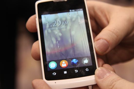 Firefox OS показали на CES 2013