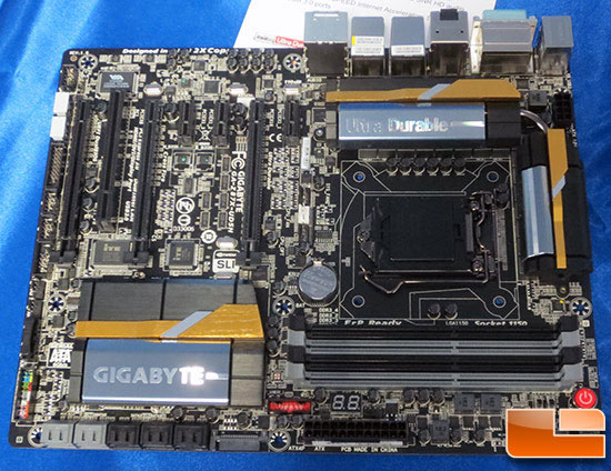 Основой системных плат Gigabyte Z87X-UD4H и Z87X-UD5H служит чипсет Intel Z87 Express