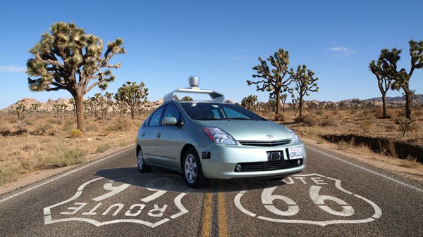 Google рассчитывает пробудить у производителей автомобилей интерес к технологиям беспилотного вождения 