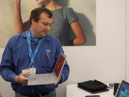 IDF 2012, день второй: Advanced Technologies Zone, ультрабуки Acer Aspire S7 и NEC LaVie Z