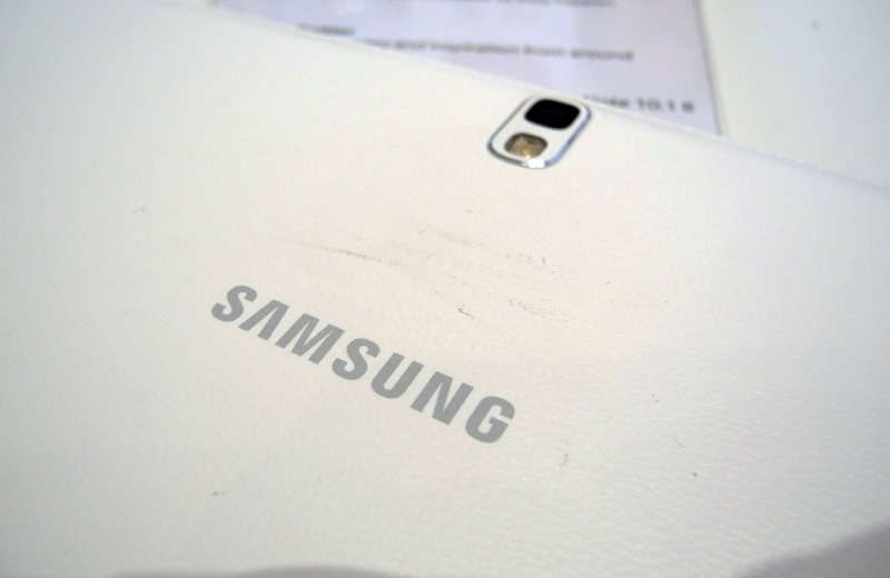 IFA 2013 своими глазами: мобильные устройства Samsung, Toshiba, Panasonic, TCL/Alcatel и Archos IFA 2013 своими глазами: мобильные устройства Samsung, Toshiba, Panasonic, TCL/Alcatel и Archos