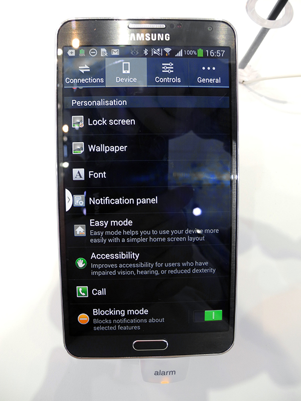 IFA 2013 своими глазами: мобильные устройства Samsung, Toshiba, Panasonic, TCL/Alcatel и Archos IFA 2013 своими глазами: мобильные устройства Samsung, Toshiba, Panasonic, TCL/Alcatel и Archos