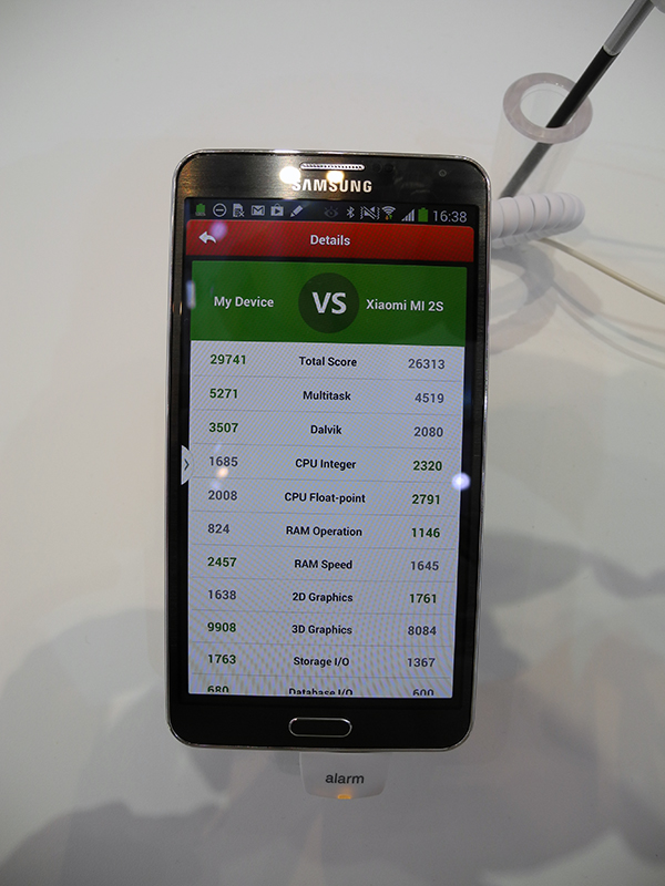 IFA 2013 своими глазами: мобильные устройства Samsung, Toshiba, Panasonic, TCL/Alcatel и Archos IFA 2013 своими глазами: мобильные устройства Samsung, Toshiba, Panasonic, TCL/Alcatel и Archos