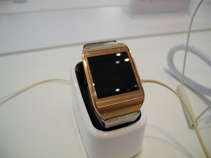 IFA 2013 своими глазами: мобильные устройства Samsung, Toshiba, Panasonic, TCL/Alcatel и Archos IFA 2013 своими глазами: мобильные устройства Samsung, Toshiba, Panasonic, TCL/Alcatel и Archos