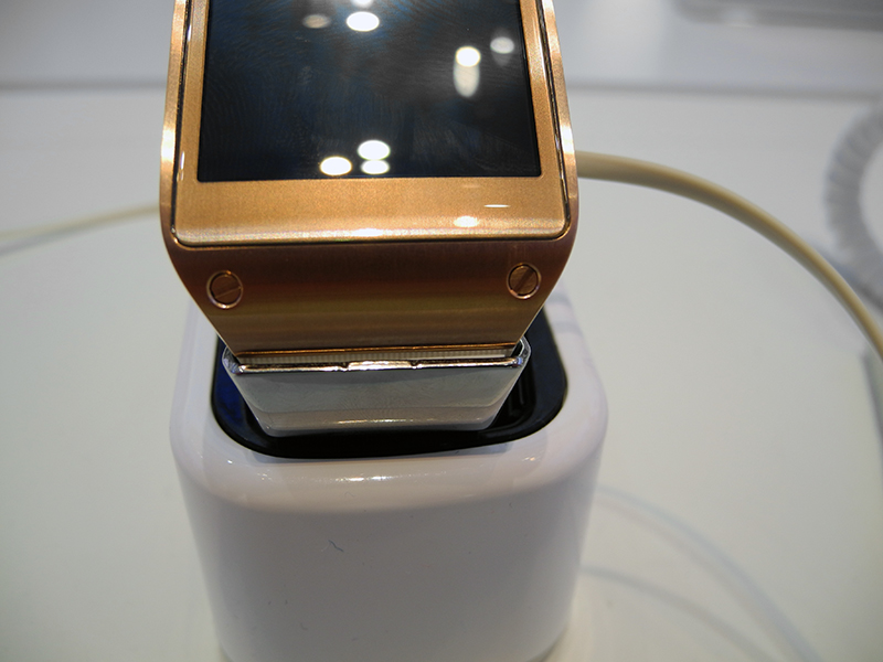 IFA 2013 своими глазами: мобильные устройства Samsung, Toshiba, Panasonic, TCL/Alcatel и Archos IFA 2013 своими глазами: мобильные устройства Samsung, Toshiba, Panasonic, TCL/Alcatel и Archos