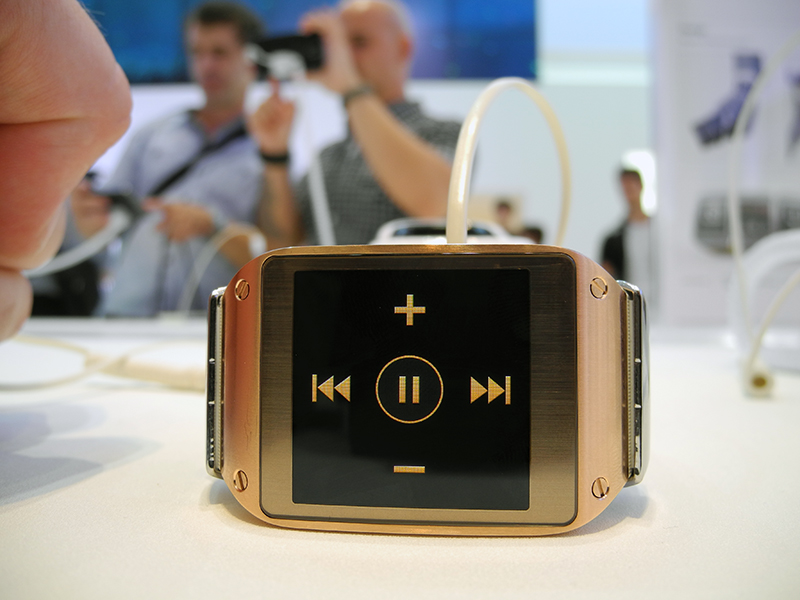 IFA 2013 своими глазами: мобильные устройства Samsung, Toshiba, Panasonic, TCL/Alcatel и Archos IFA 2013 своими глазами: мобильные устройства Samsung, Toshiba, Panasonic, TCL/Alcatel и Archos