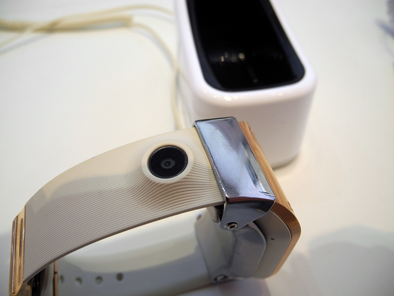 IFA 2013 своими глазами: мобильные устройства Samsung, Toshiba, Panasonic, TCL/Alcatel и Archos IFA 2013 своими глазами: мобильные устройства Samsung, Toshiba, Panasonic, TCL/Alcatel и Archos