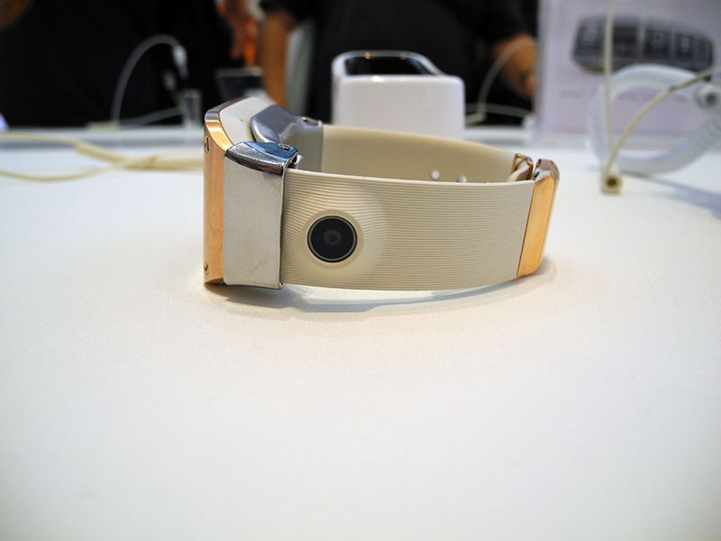 IFA 2013 своими глазами: мобильные устройства Samsung, Toshiba, Panasonic, TCL/Alcatel и Archos IFA 2013 своими глазами: мобильные устройства Samsung, Toshiba, Panasonic, TCL/Alcatel и Archos