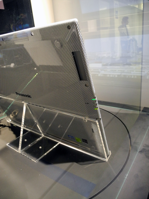 IFA 2013 своими глазами: мобильные устройства Samsung, Toshiba, Panasonic, TCL/Alcatel и Archos IFA 2013 своими глазами: мобильные устройства Samsung, Toshiba, Panasonic, TCL/Alcatel и Archos