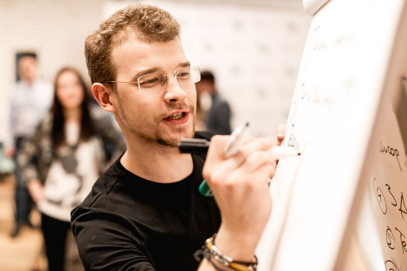 Idea Camp: эволюция коммуникаций